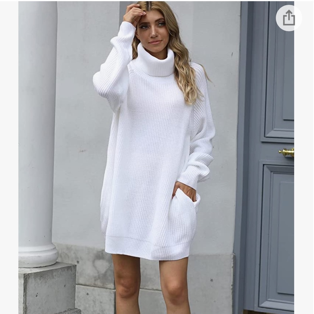 Oversized white chunky knit turtleneck sweater dress - Size M